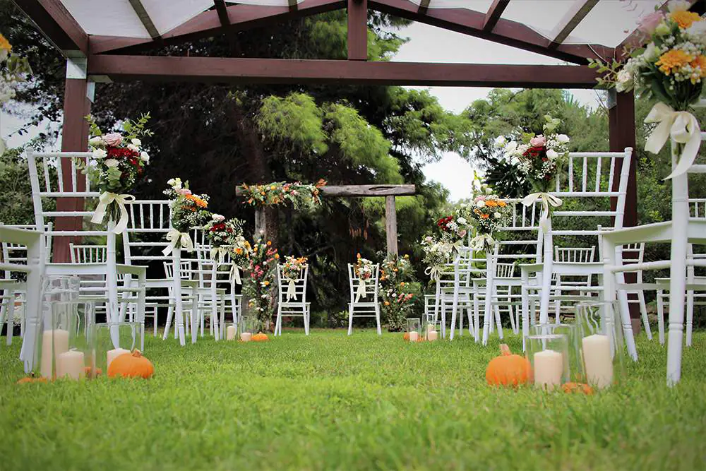 giardino allestito per matrimonio